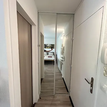 Halfway Between And Cdg Apartament Claye-Souilly