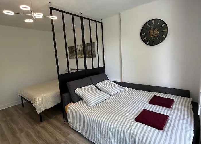 Apartman Halfway Between And Cdg Claye-Souilly